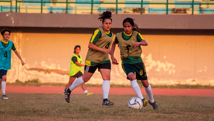 Aliza Sabir, a grade 10 student at the Aga Khan School, Garden, was selected to play football for the Pakistan Army in the 2020-2021 National Championship. 