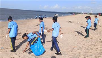 Aga Khan School, Mundra students participate in beach clean-up