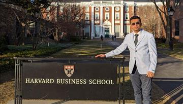 Alumnus of Diamond Jubilee High School, Mumbai speaks at Harvard Business School 