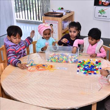 Aga Khan Education Service, India contributes to statewide rollout of “Aadharshila” curriculum in Gujarat 